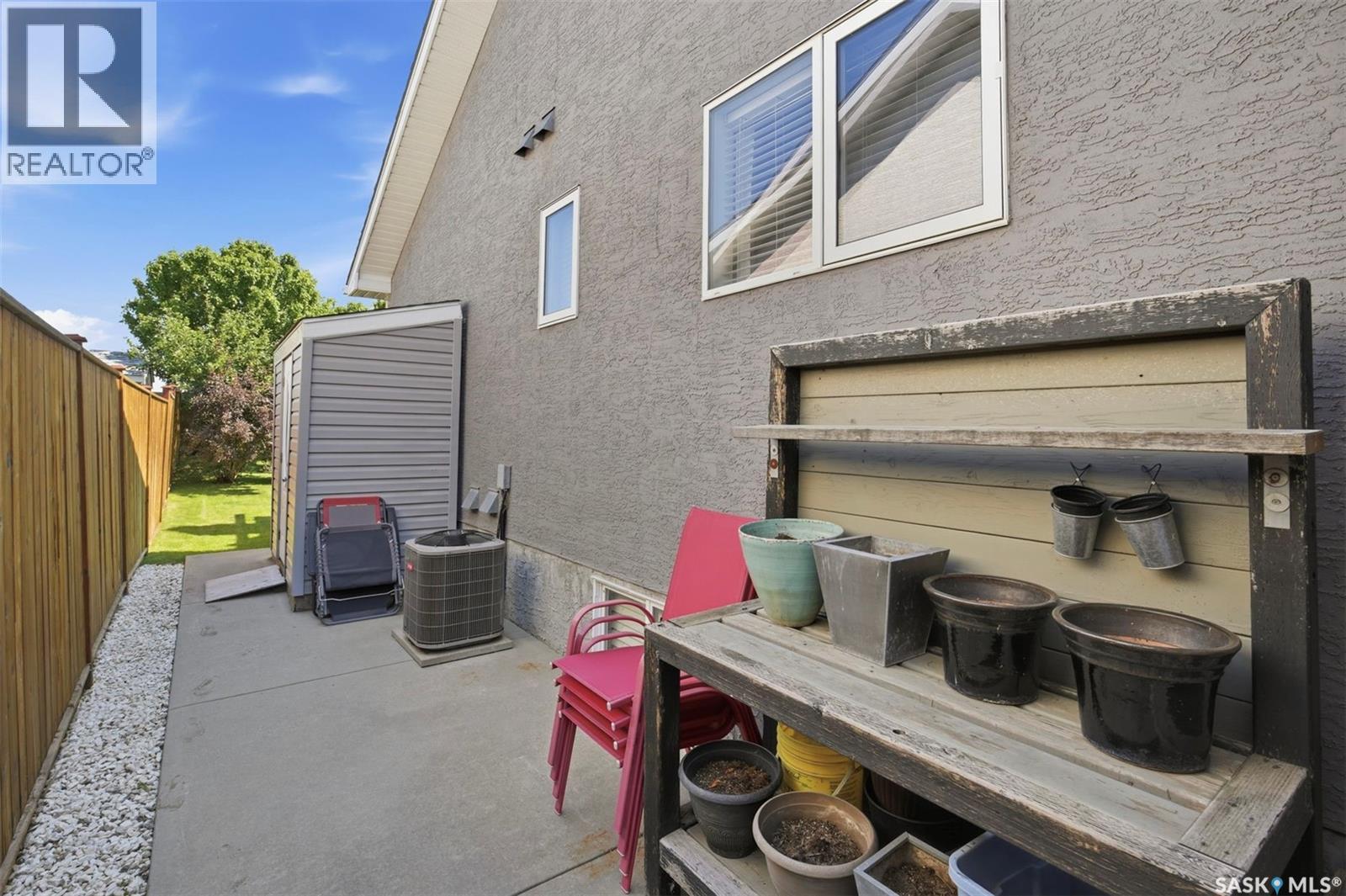 238 Beechmont CRESCENT - Image 42
