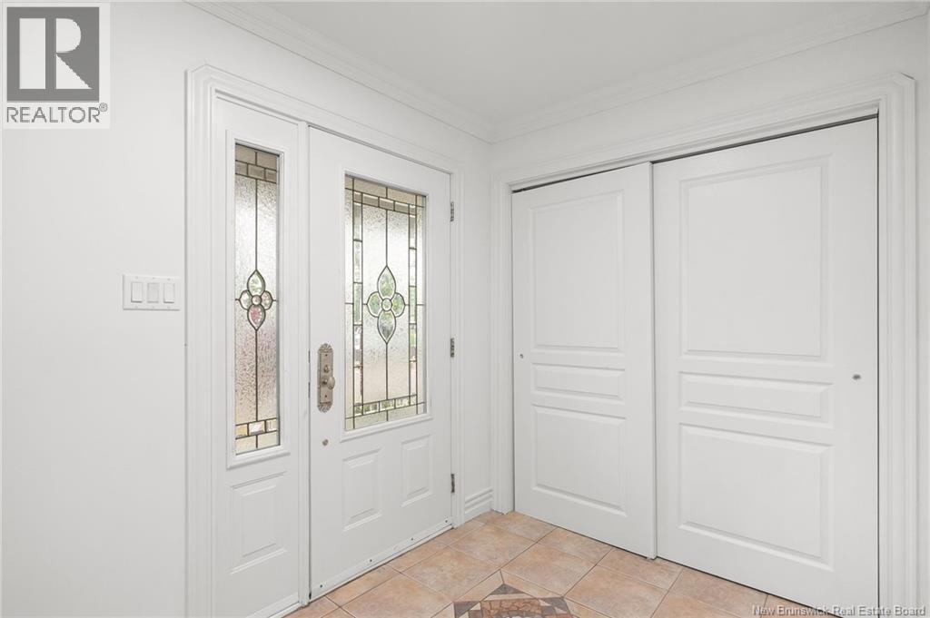 48 Barrington - Image 12