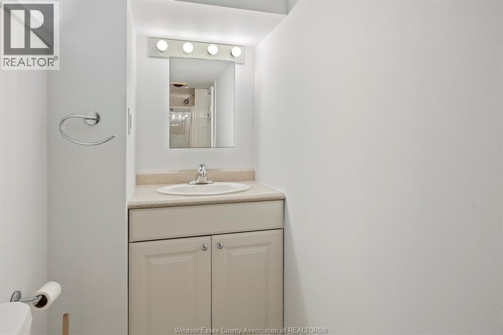 850 GREENDALE DRIVE - Image 29