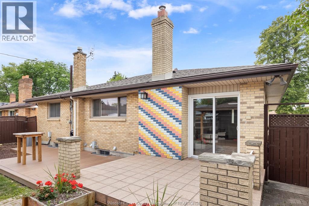 850 GREENDALE DRIVE - 30