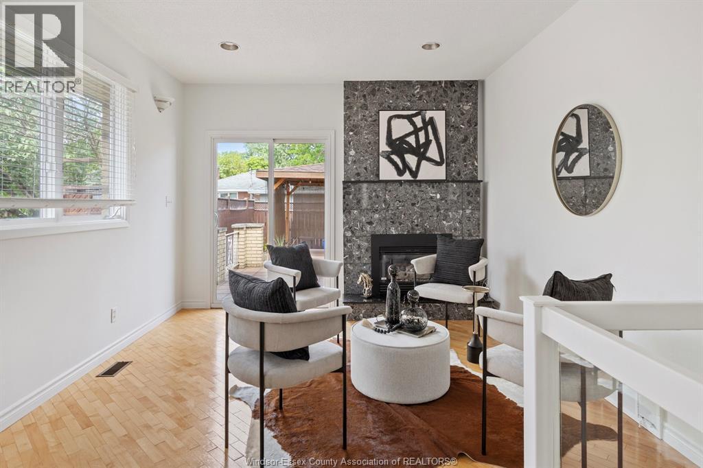 850 GREENDALE DRIVE - 9