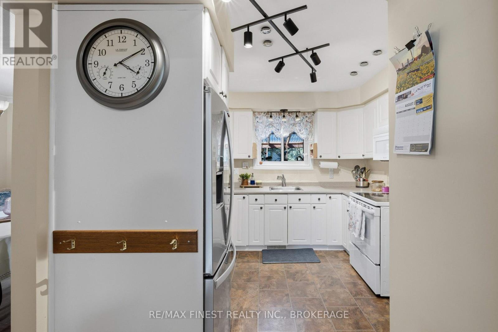 780 CEDARWOOD DRIVE - 11