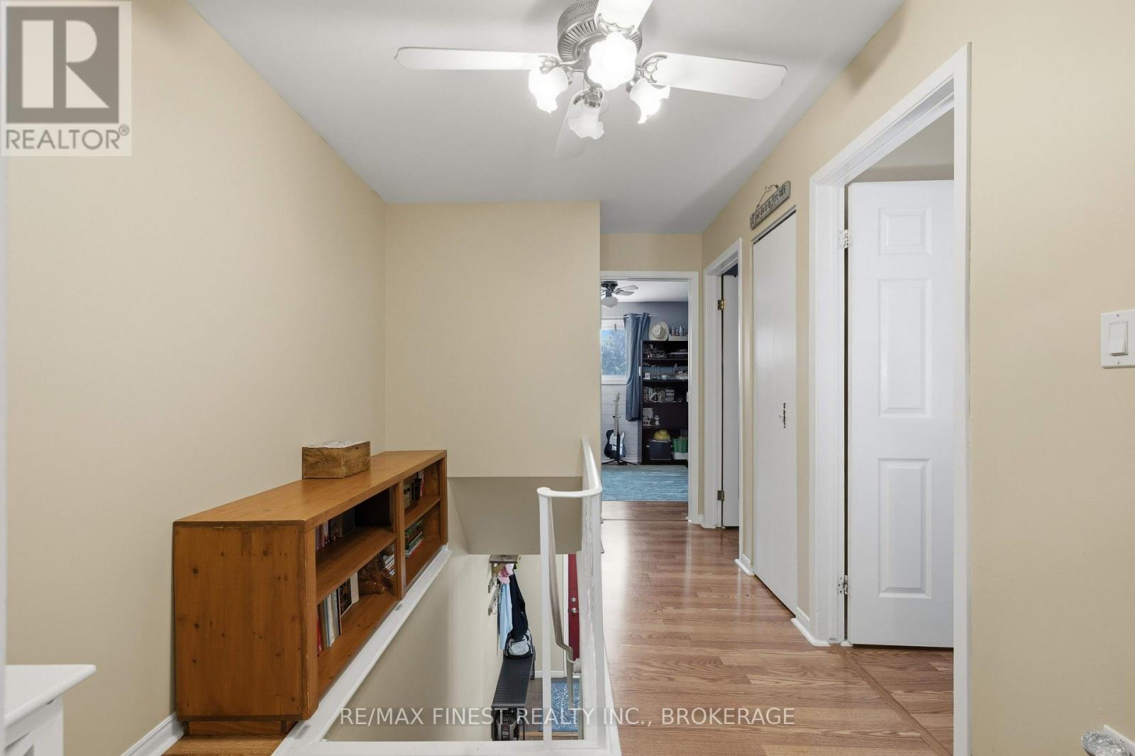 780 CEDARWOOD DRIVE - 16