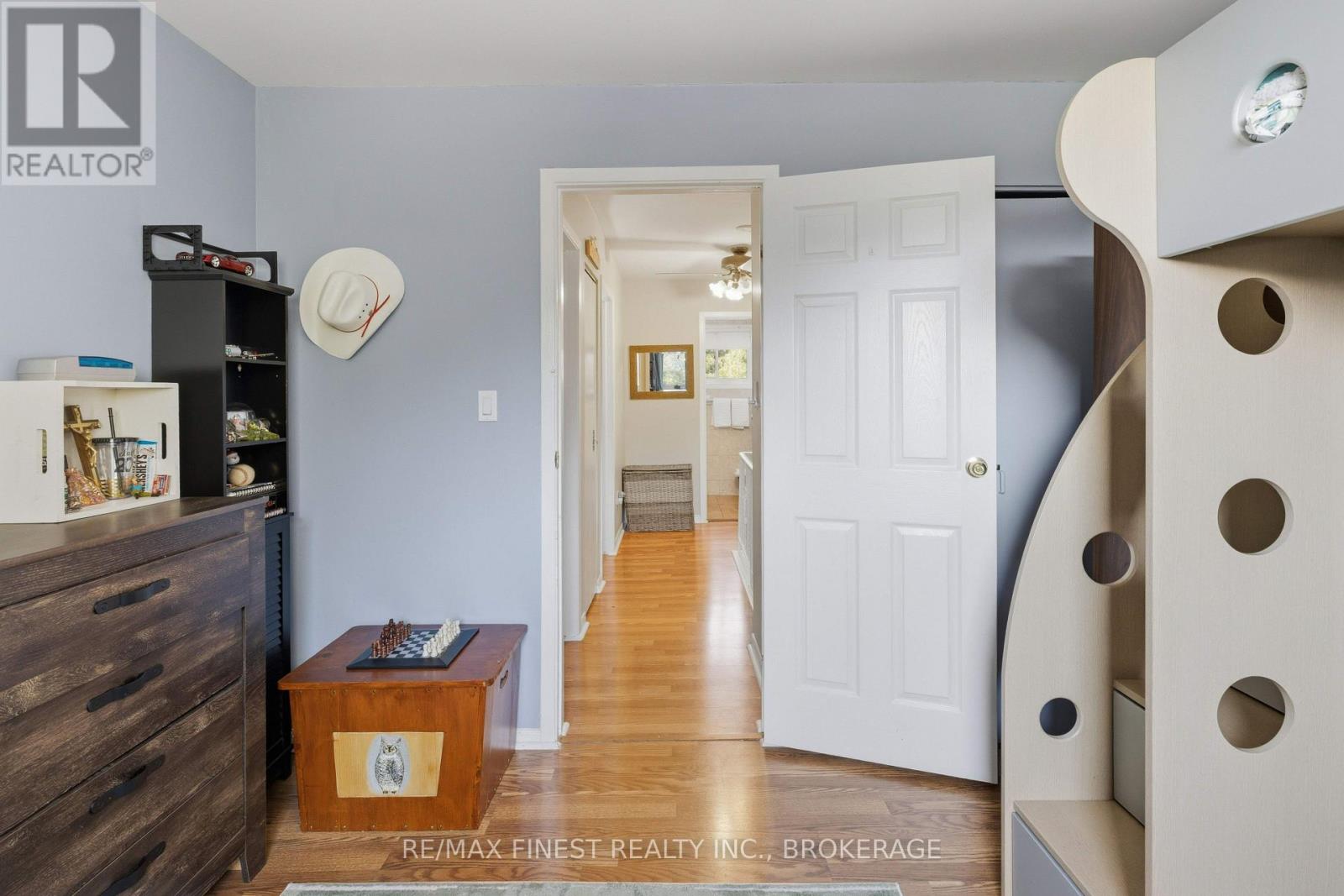 780 CEDARWOOD DRIVE - 22