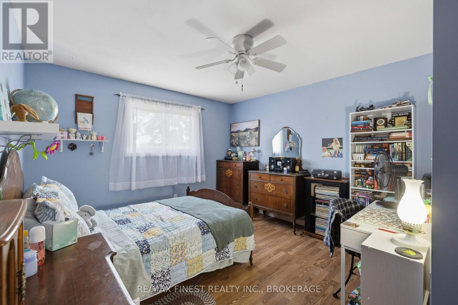 780 CEDARWOOD DRIVE - 23