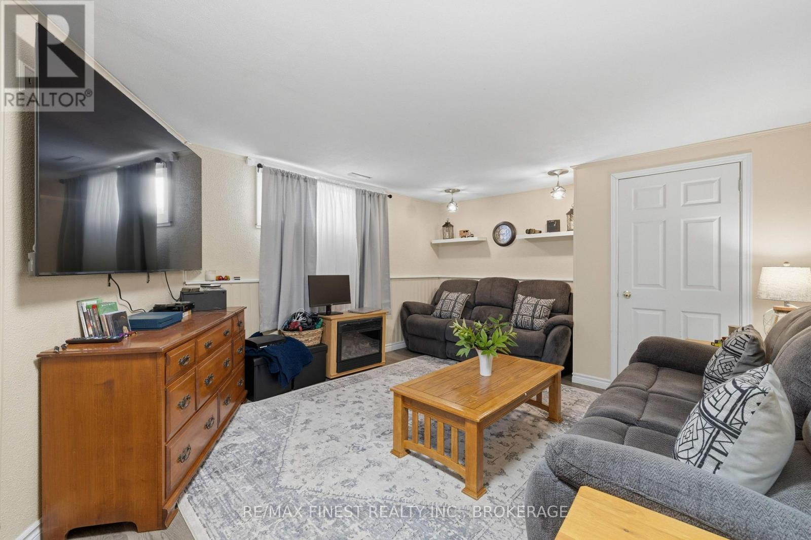 780 CEDARWOOD DRIVE - 25
