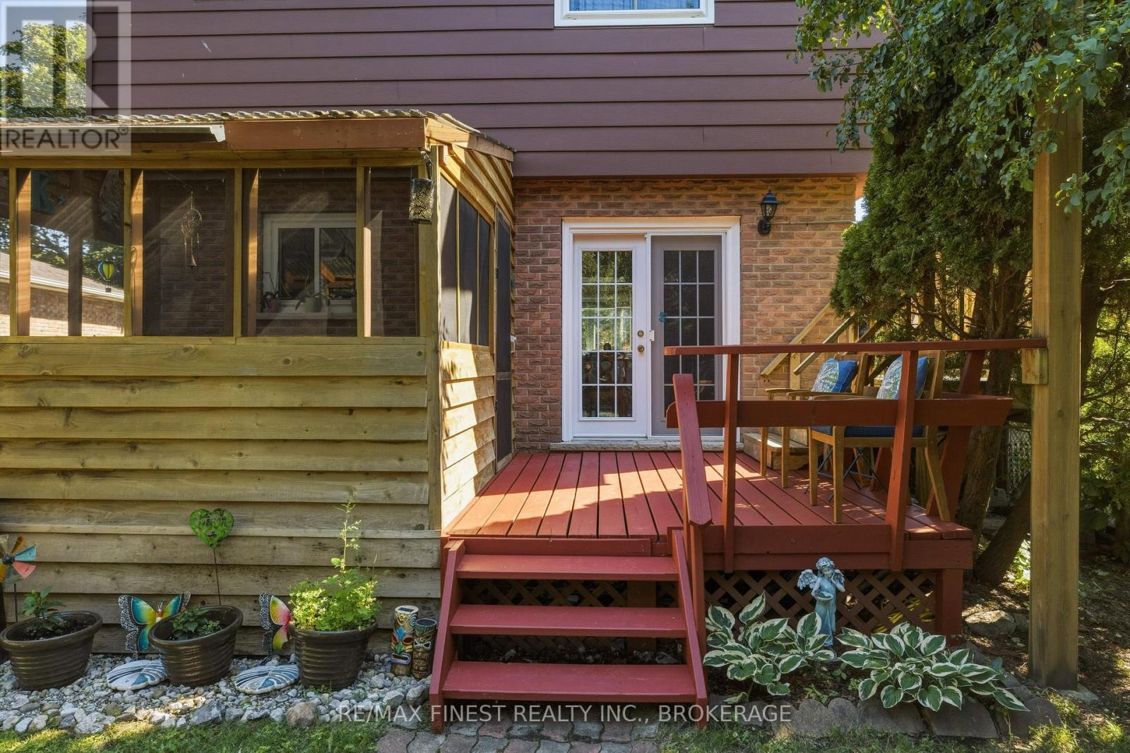 780 CEDARWOOD DRIVE - 32