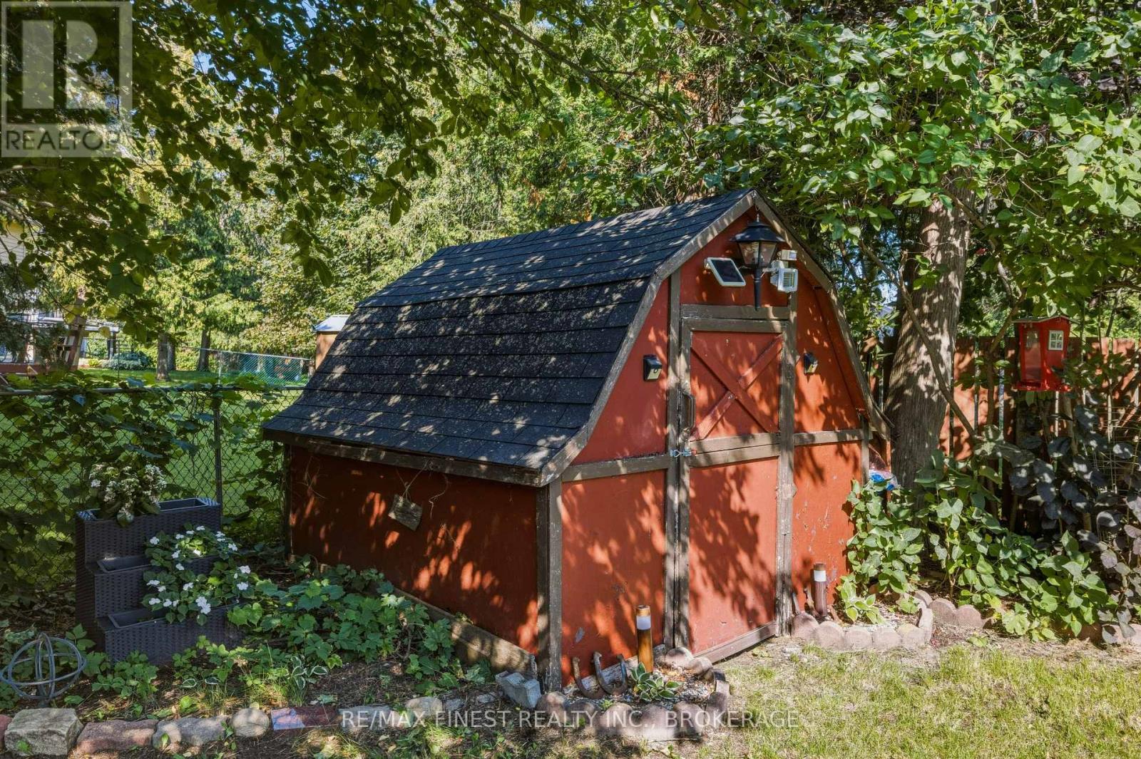 780 CEDARWOOD DRIVE - 37