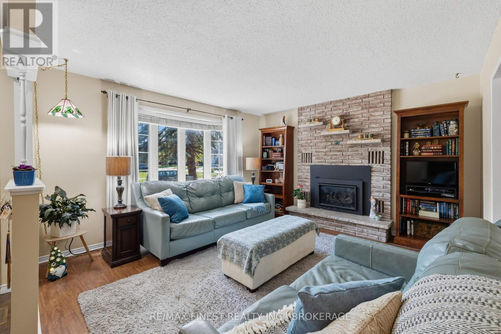 780 CEDARWOOD DRIVE - 7
