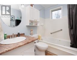 7 Hawk Street, Kawartha Lakes, ON K0M2T0 Photo 18