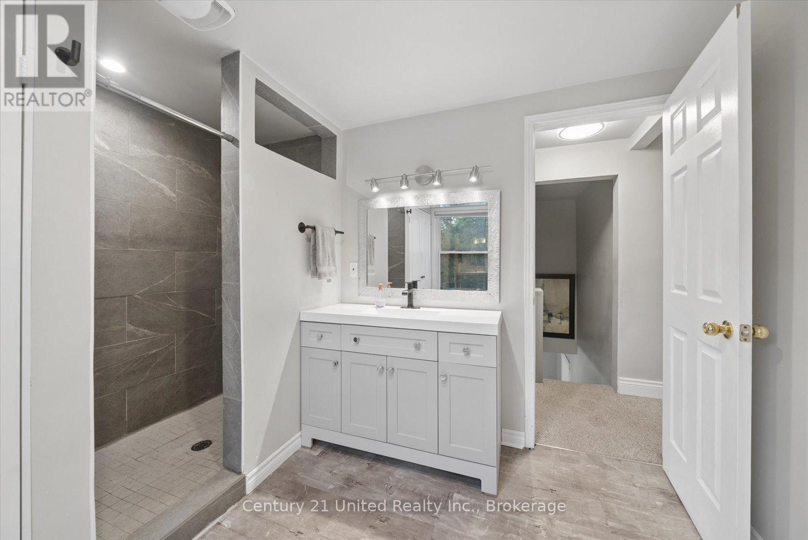 270 ROGERS STREET - Image 21