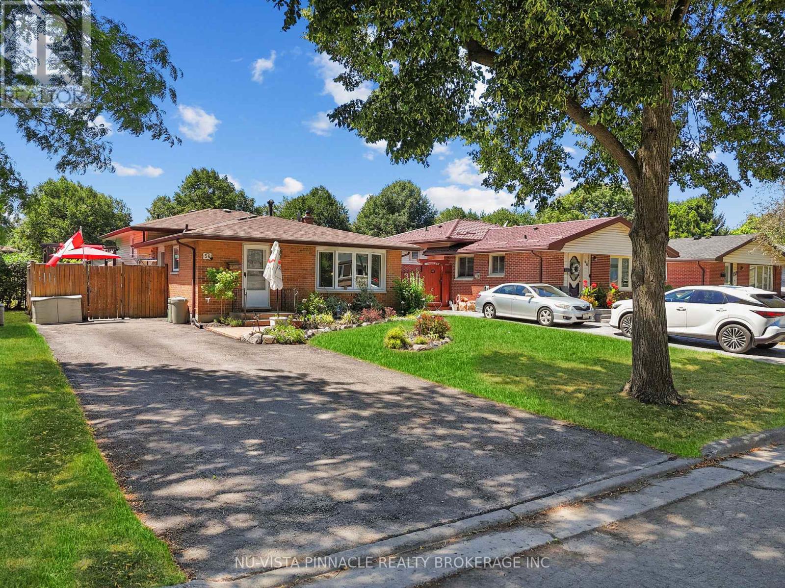 56 KINTAIL CRESCENT - 1