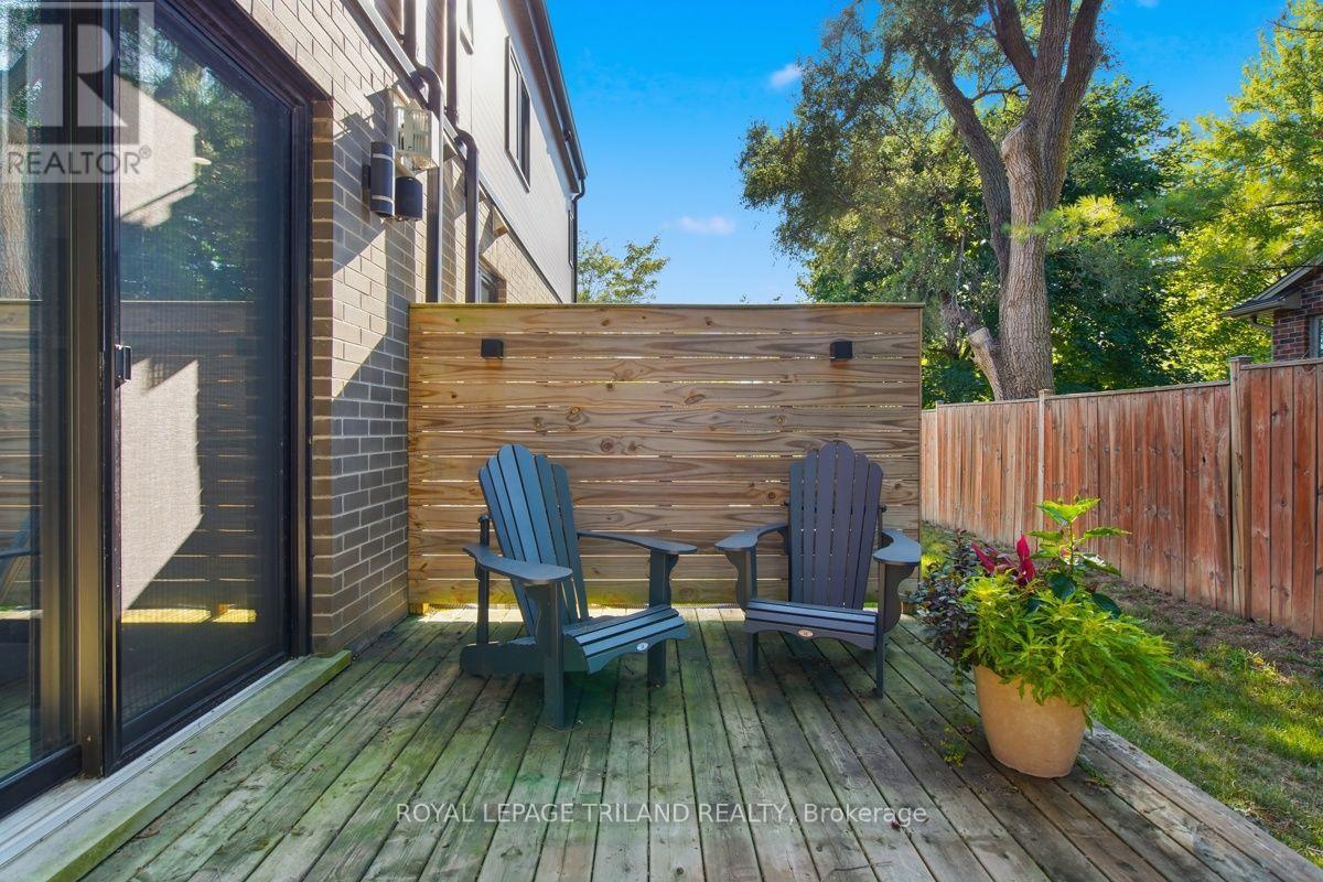 #4 433 HYDE PARK ROAD - Image 38