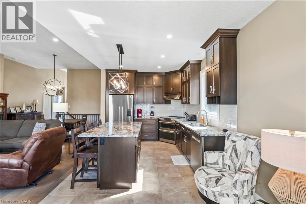 86 FORBES Crescent - 18