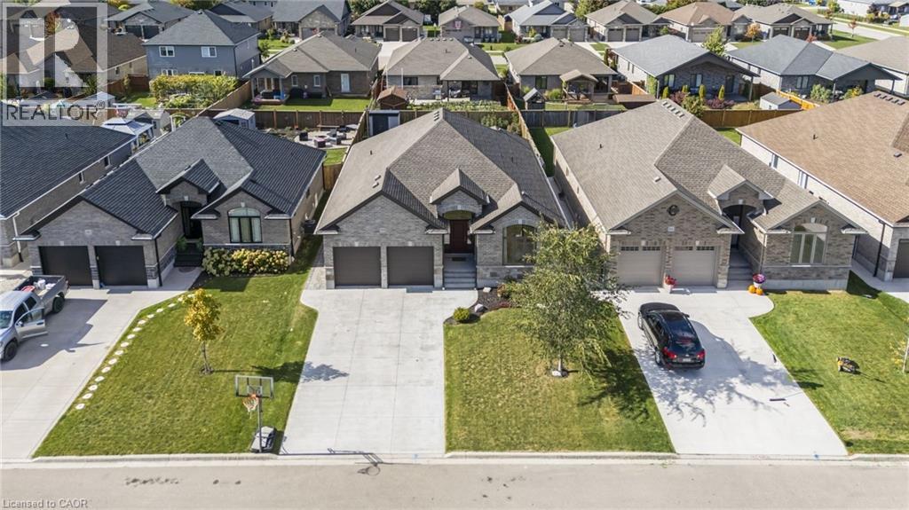 86 FORBES Crescent - 45