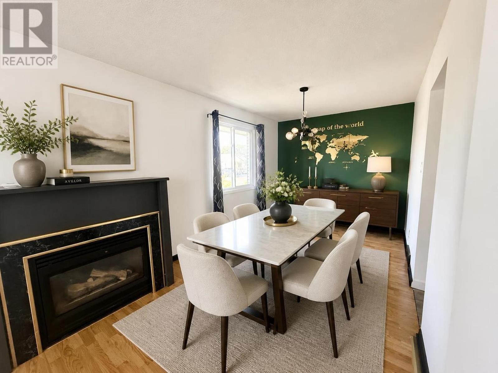 400 Victoria AVE W - 2