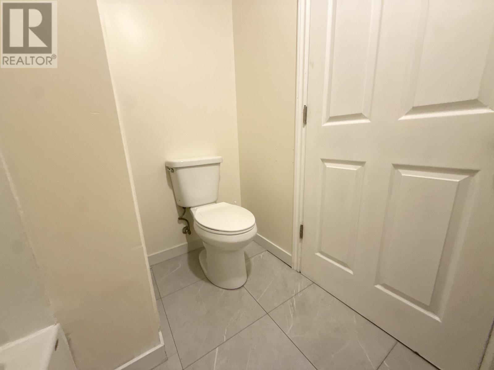 400 Victoria AVE W - Image 34