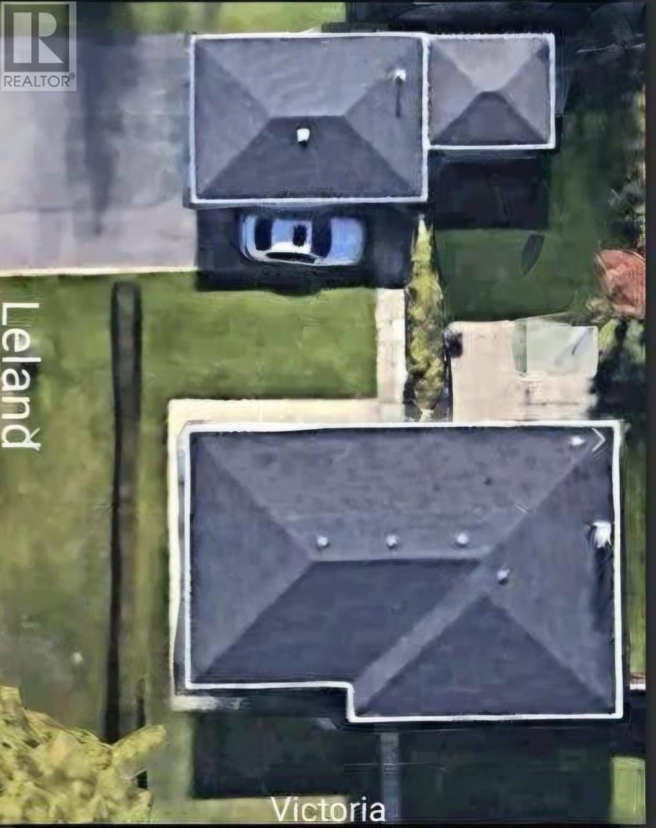 400 Victoria AVE W - 50