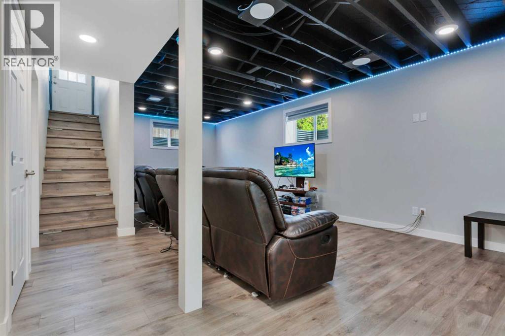 5012 62 Avenue - 24
