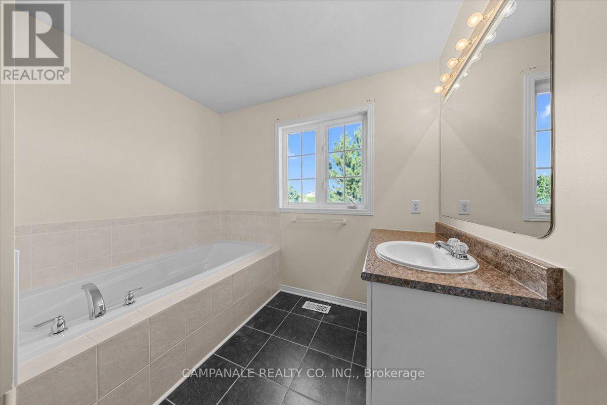 3 Bed, 3 Bath House for Sale in Arnprior – 104 WOLFF CRESCENT, Arnprior – MLS# X13639110 - Image 18