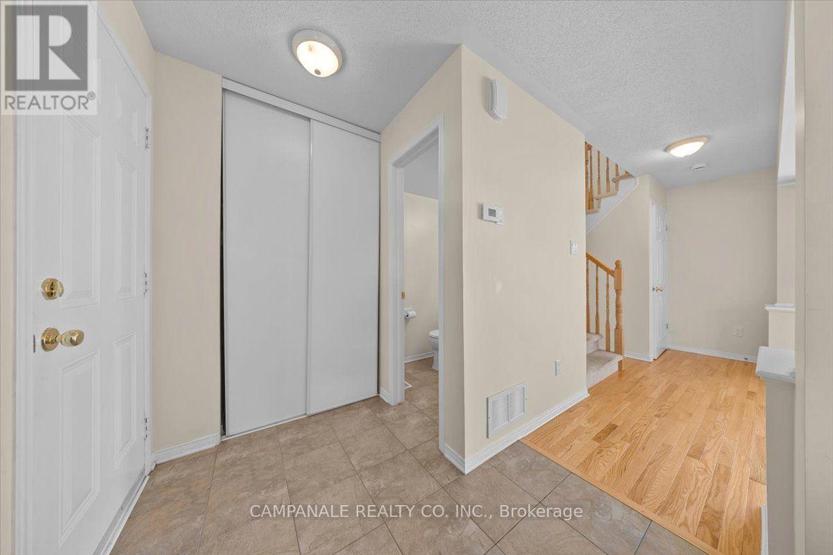 104 WOLFF CRESCENT - 3