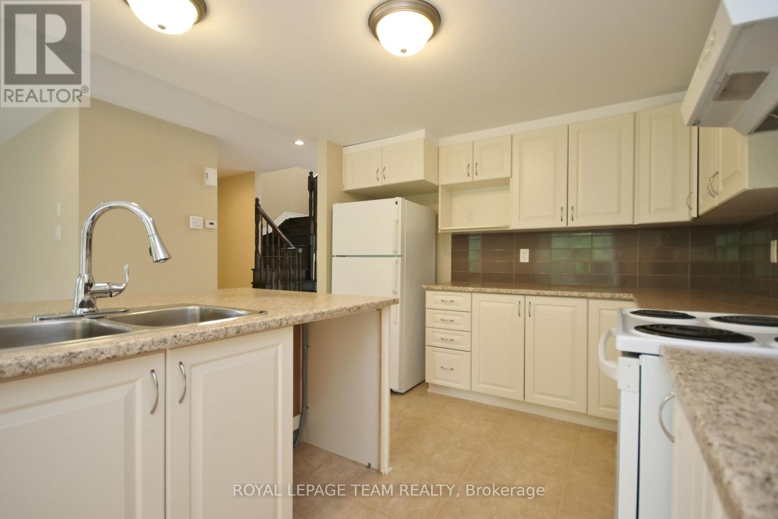 3 Bed, 3 Bath House for Rent in Ottawa – 593 CLEARBROOK DRIVE, Ottawa – MLS# X13639280 - Image 7