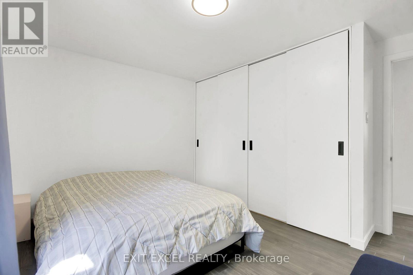 25 UXBRIDGE CRESCENT - Image 18