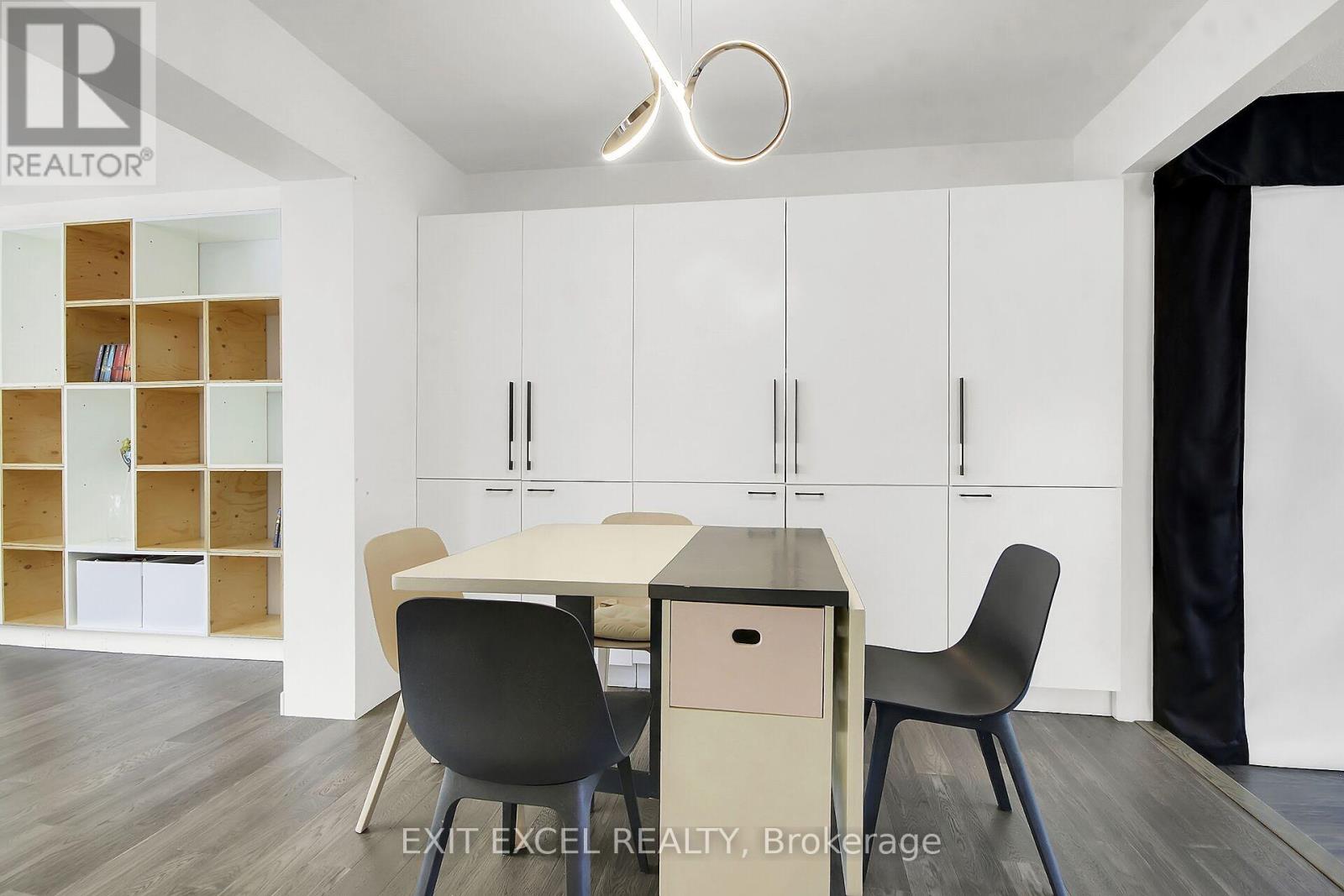 25 UXBRIDGE CRESCENT - Image 9