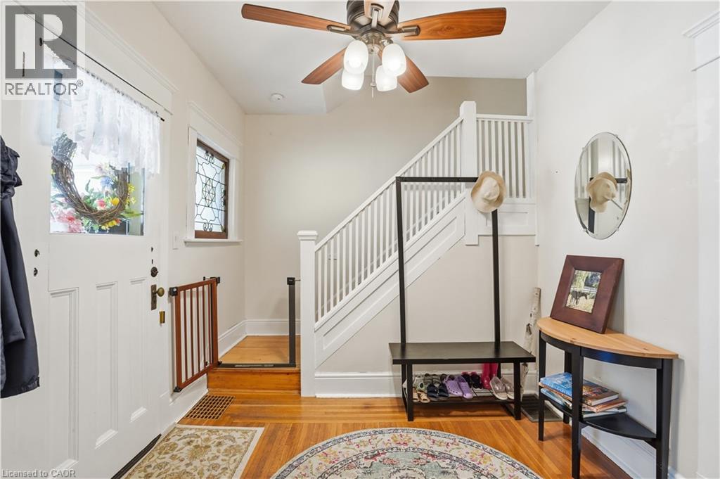 8 STRATHCONA Avenue - Image 6