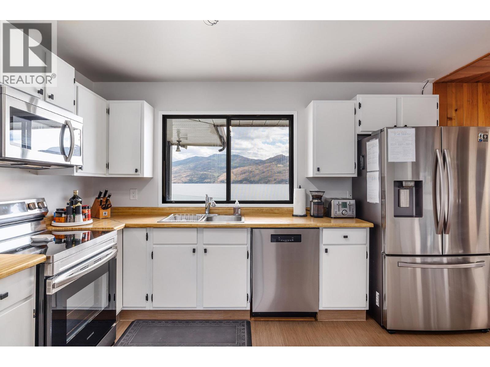 2888 Seclusion Bay Road, West Kelowna - Image 1