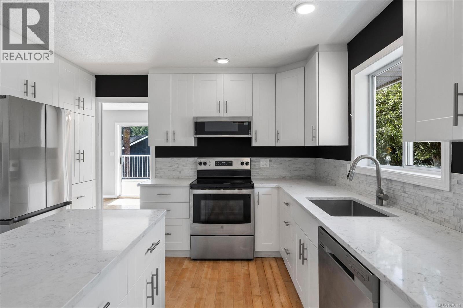 4833 Maplegrove Street, Saanich