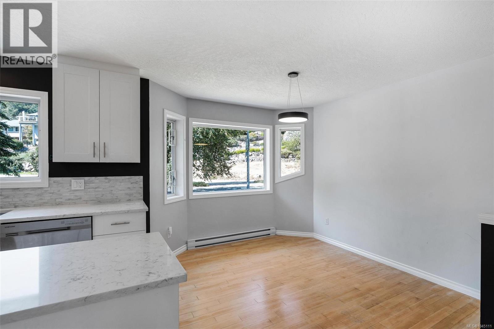  4833 Maplegrove Street, Saanich