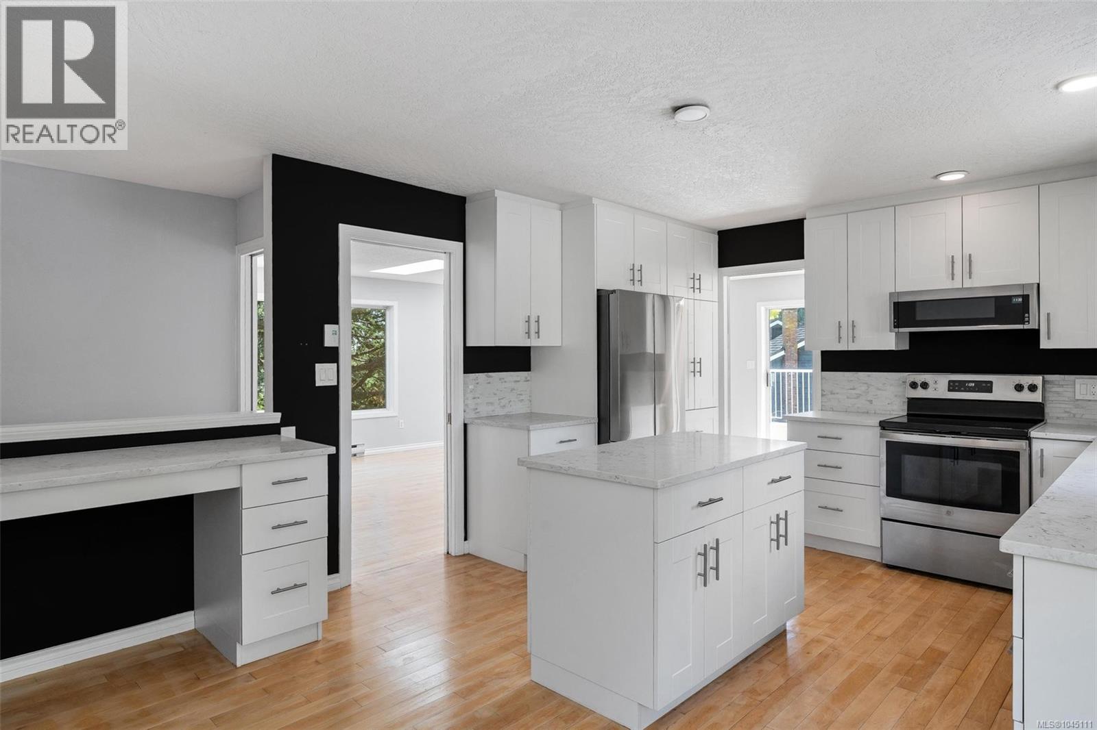  4833 Maplegrove Street, Saanich