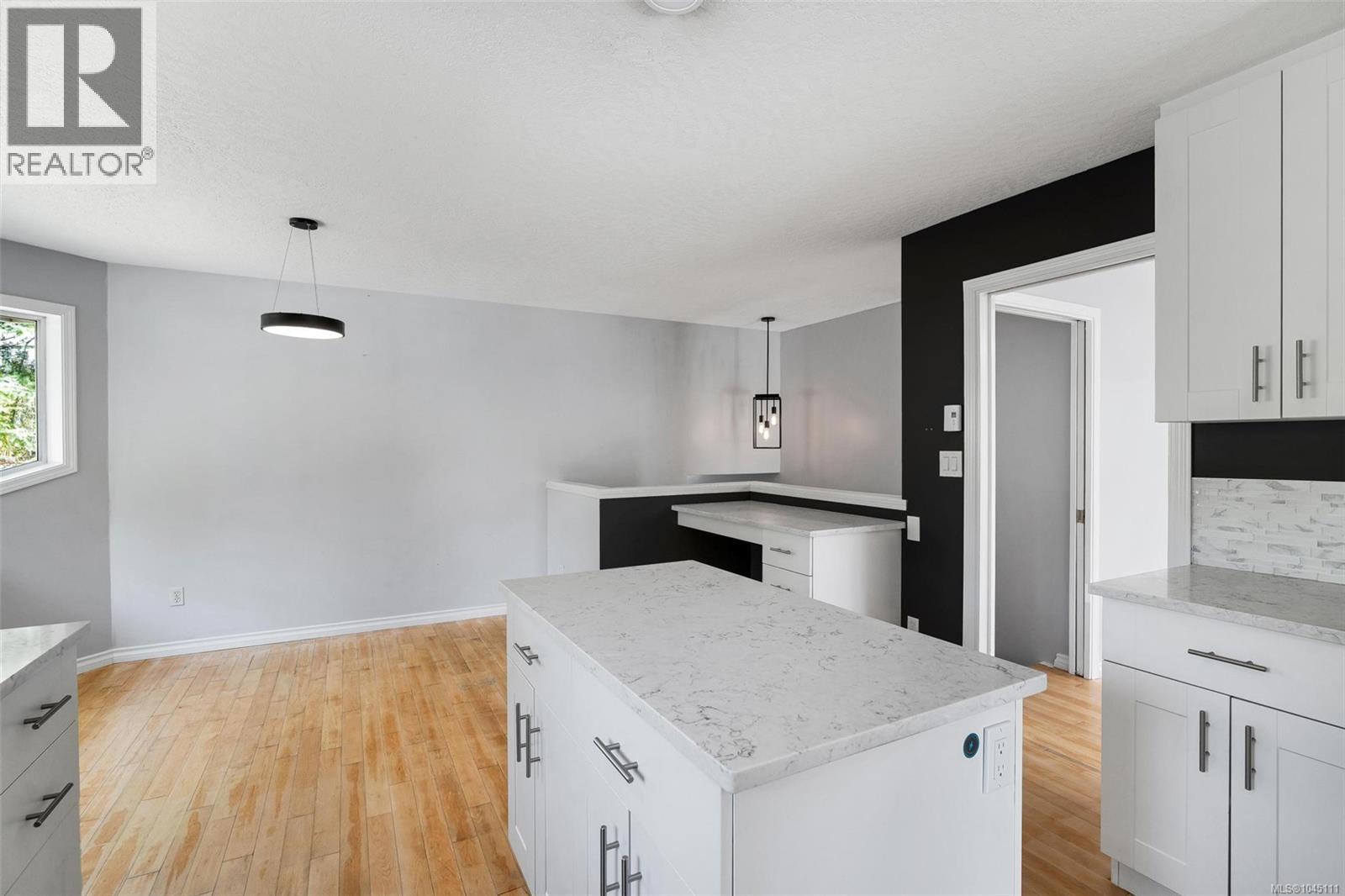 4833 Maplegrove St - 18