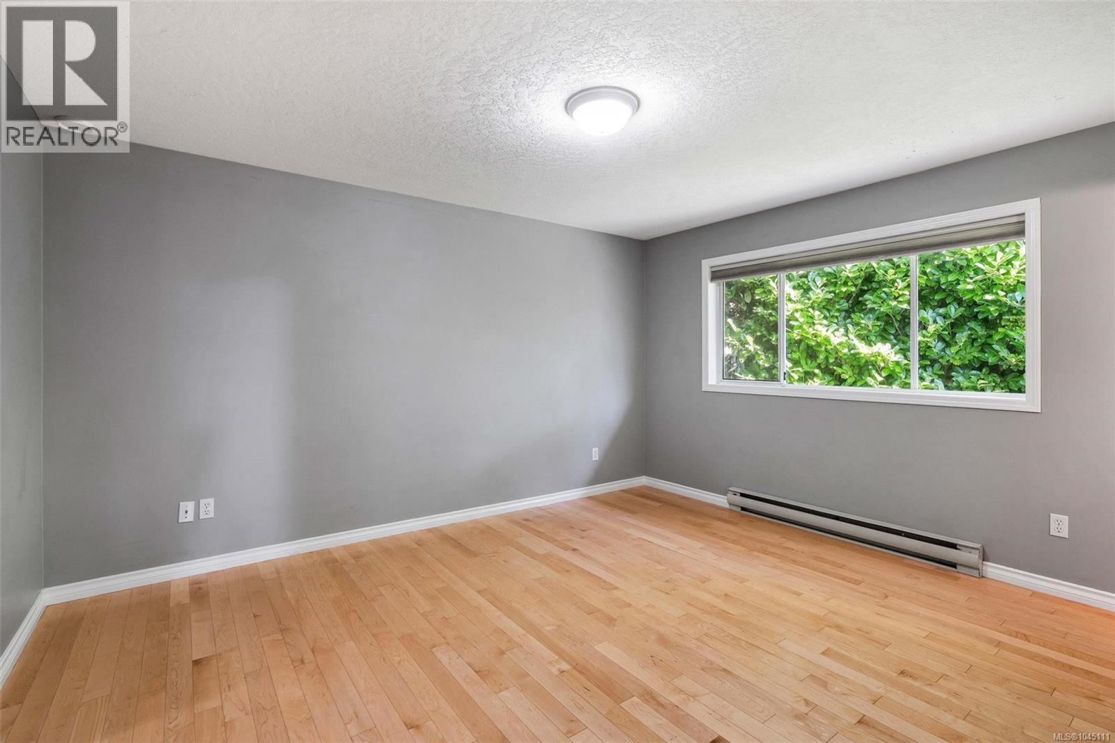  4833 Maplegrove Street, Saanich
