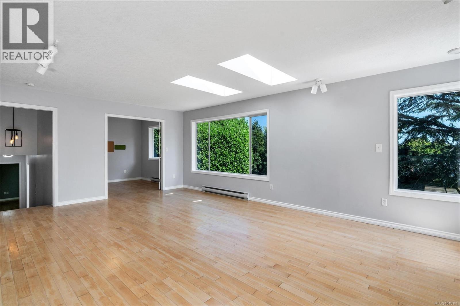  4833 Maplegrove Street, Saanich