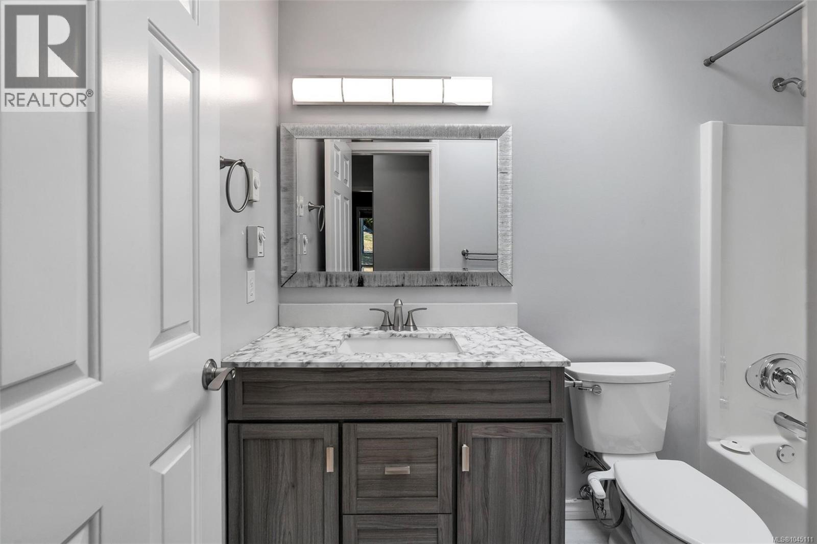  4833 Maplegrove Street, Saanich