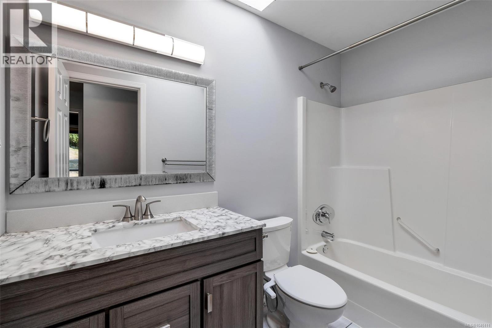 4833 Maplegrove St - 33