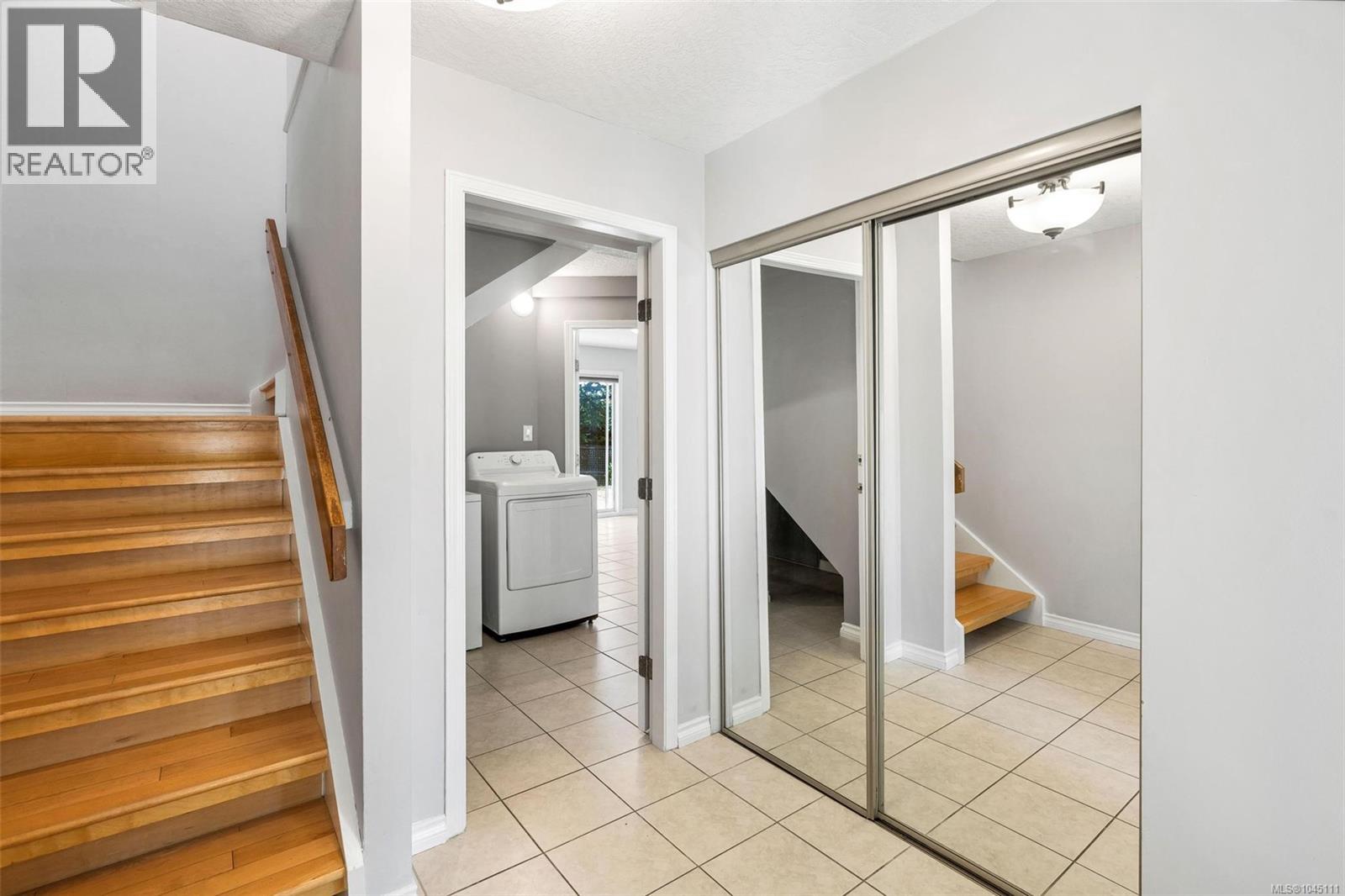 4833 Maplegrove St - 36