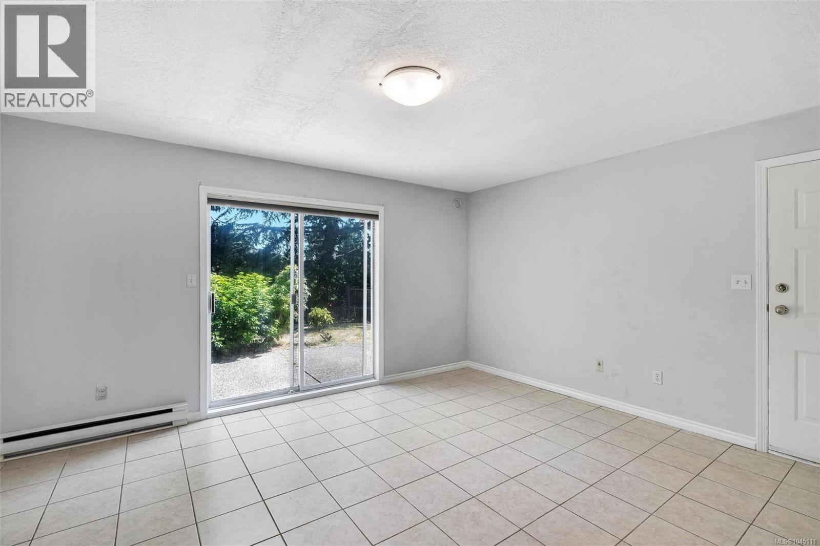  4833 Maplegrove Street, Saanich