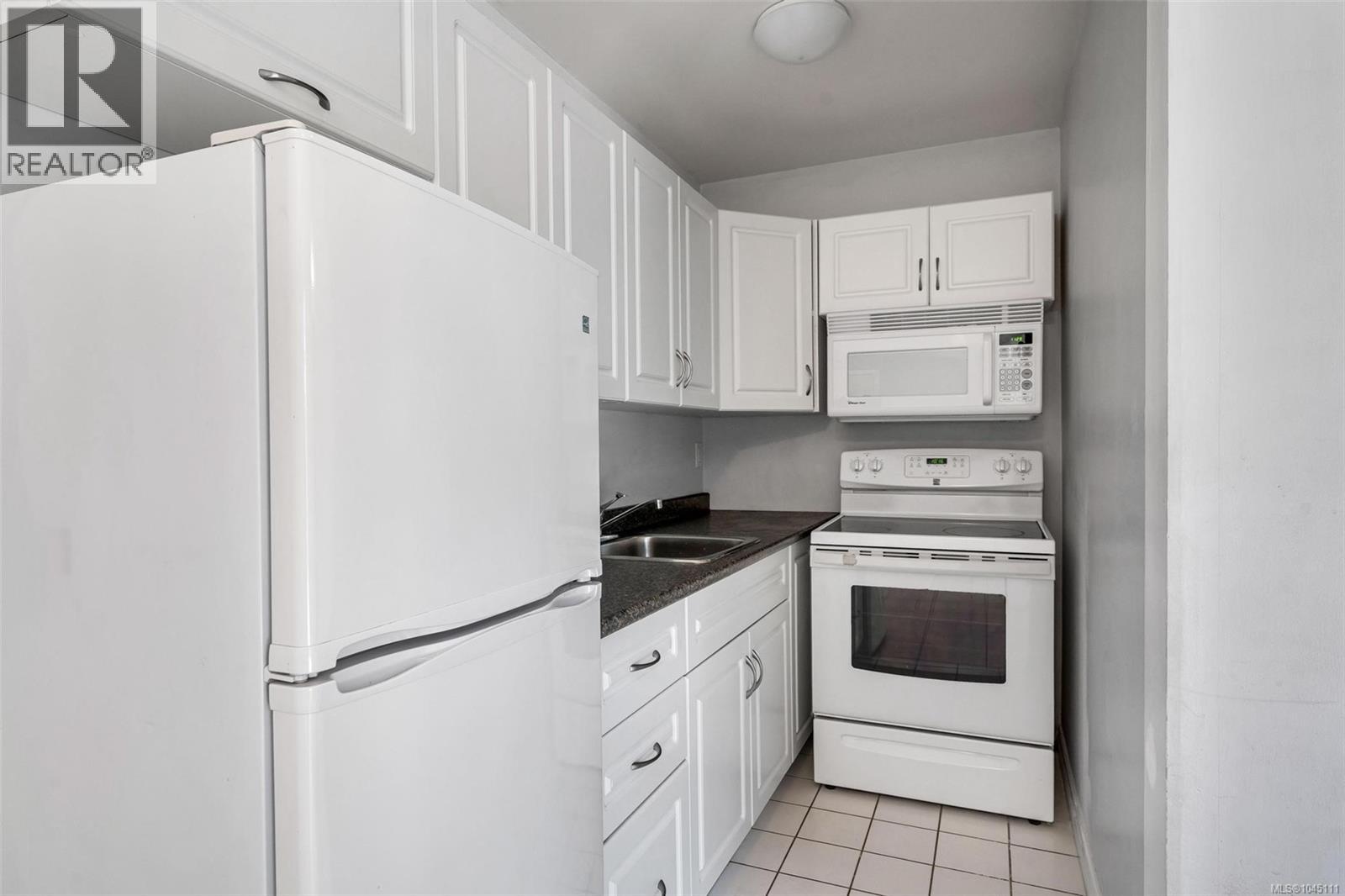  4833 Maplegrove Street, Saanich