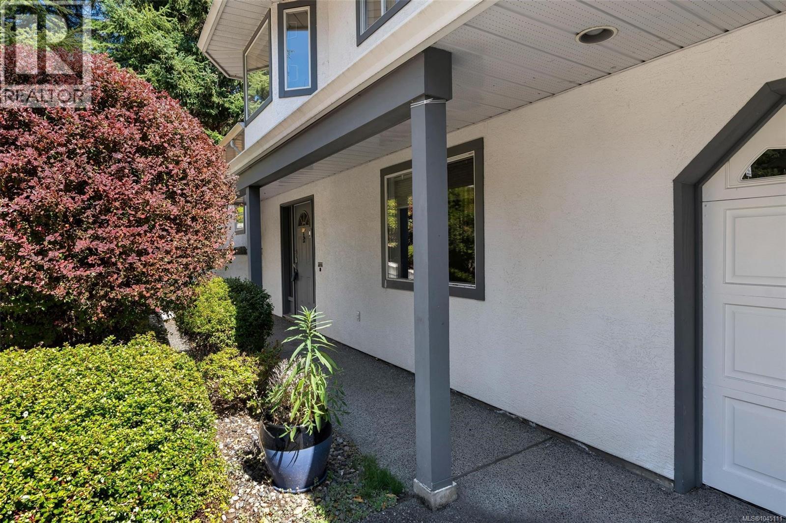  4833 Maplegrove Street, Saanich