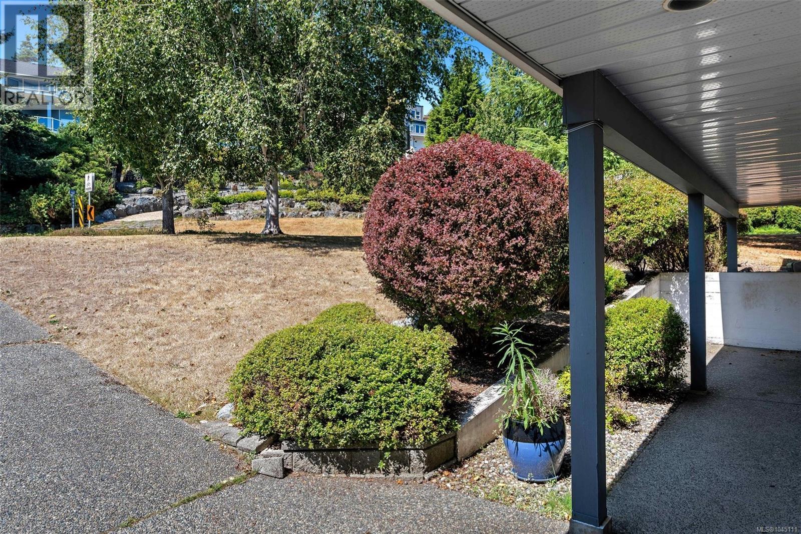  4833 Maplegrove Street, Saanich