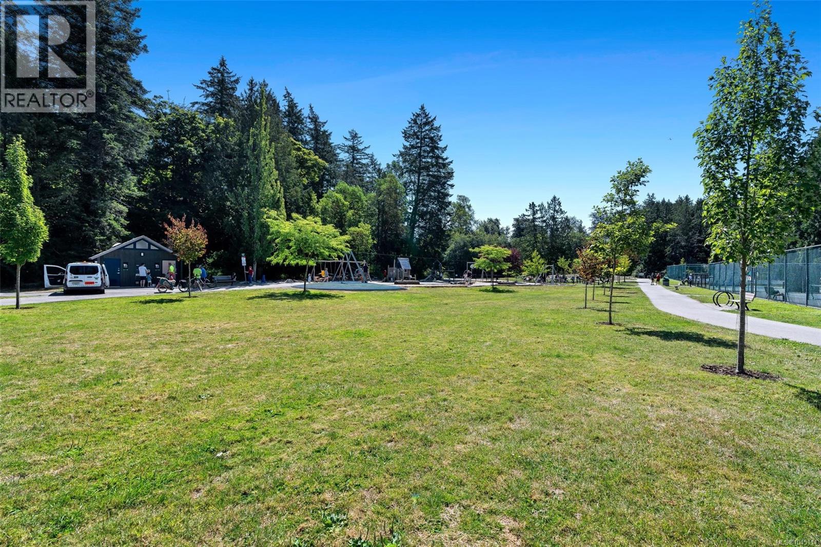  4833 Maplegrove Street, Saanich
