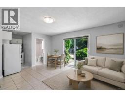 4833 Maplegrove St, Saanich, BC V8Y3B9 Photo 43