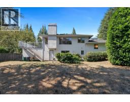 4833 Maplegrove St, Saanich, BC V8Y3B9 Photo 56