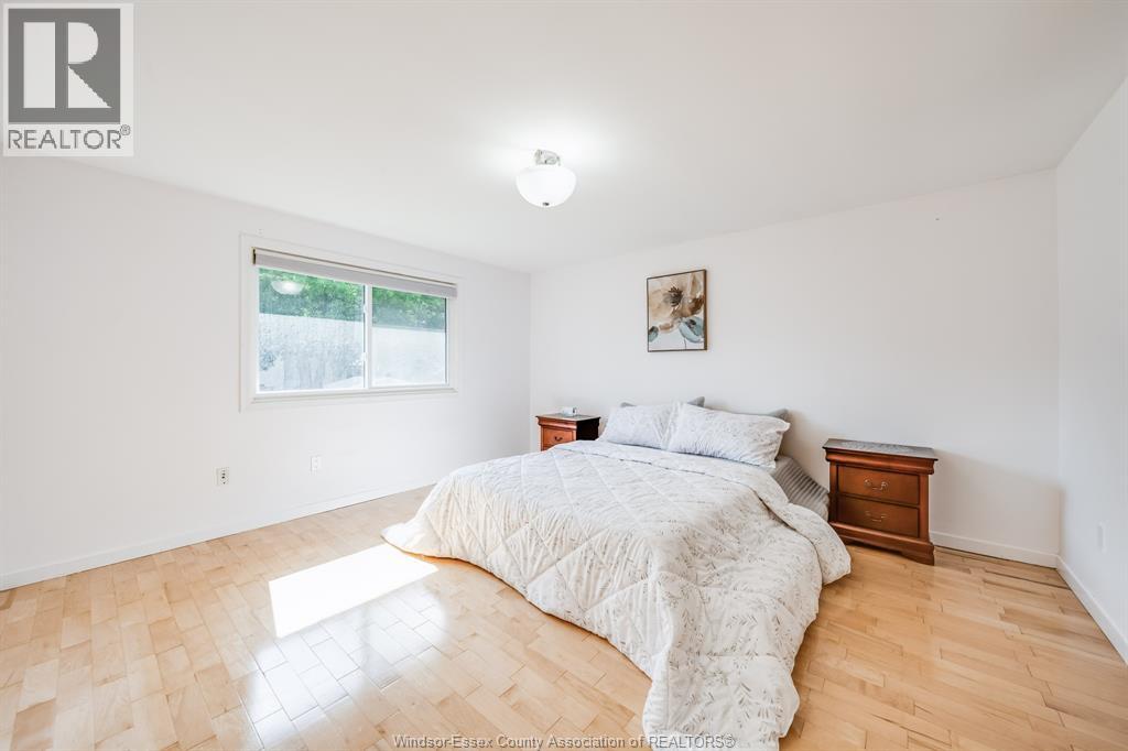 386 WOODRIDGE - Image 22