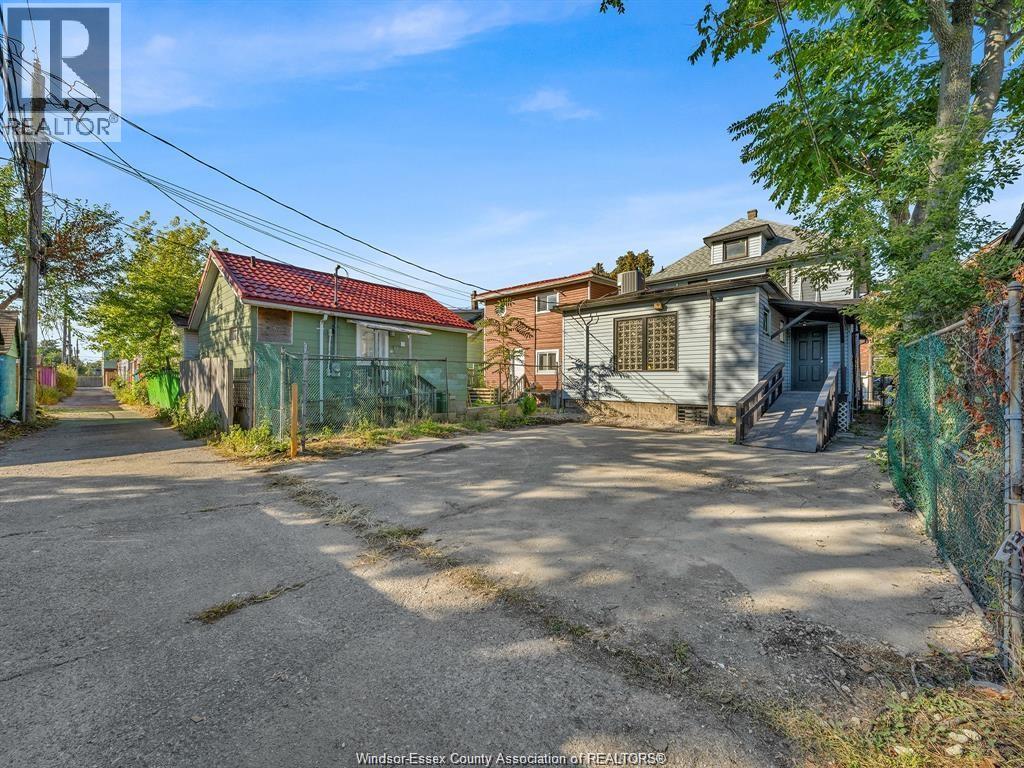 1052 DROUILLARD ROAD - 42