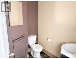 12127 Tecumseh Road East, Tecumseh, ON N8N1M2 Photo 10