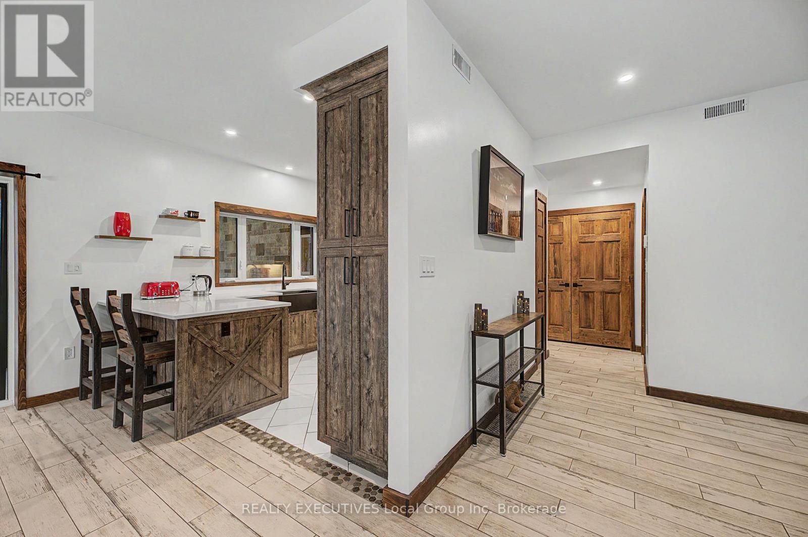 2149 SOUTH SHORE ROAD - 19